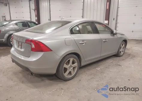 2013 Volvo S60 T5 from USA, damaged, VIN YV1612FH5D2187403